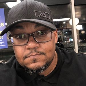 Meet your Posher, Lloyd